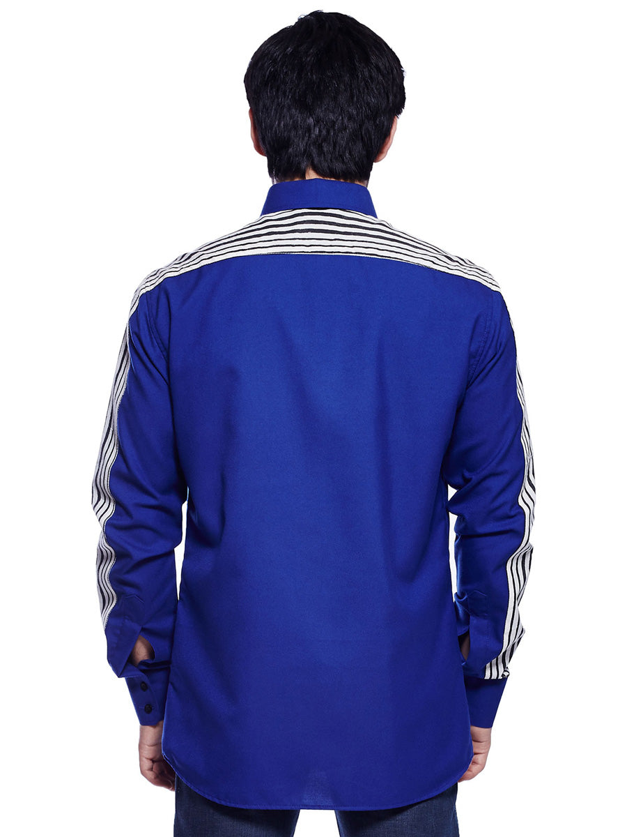 Blue Streak: Stylish Shirt with Printed Stripes on the Sleeves