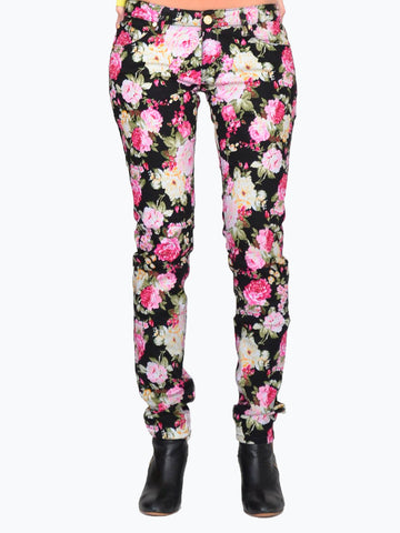 Garden of Style: Fashionable Floral Printed Pants