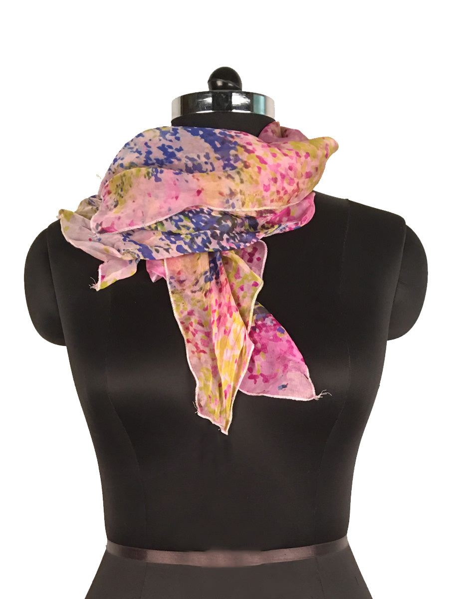 Bold and Beautiful: Printed Scarf in Vibrant Colors