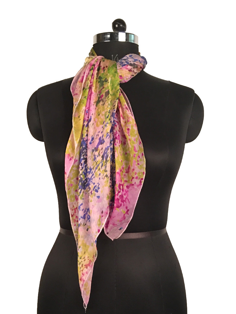 Bold and Beautiful: Printed Scarf in Vibrant Colors