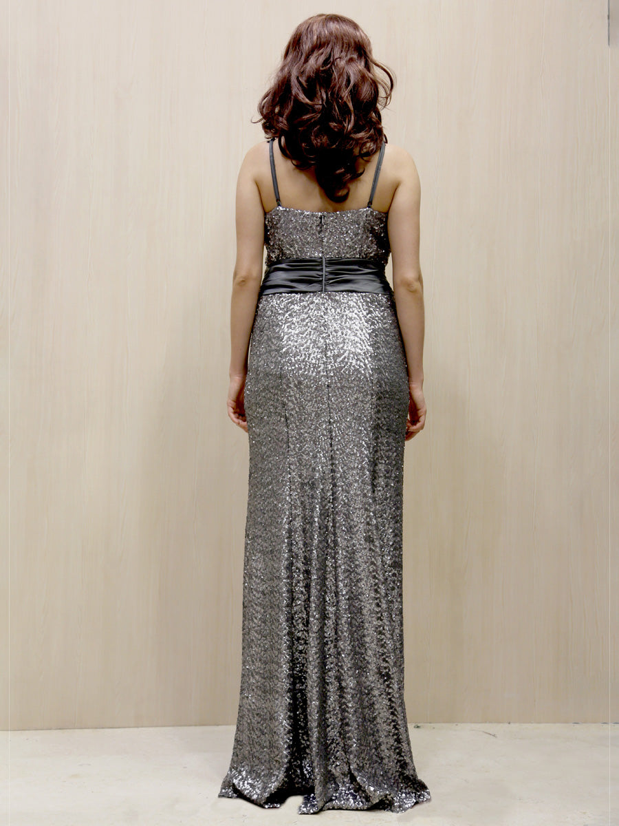 Sparkling Stardust: Glamorous Sequin Gown for a Dazzling and Showstopping Look