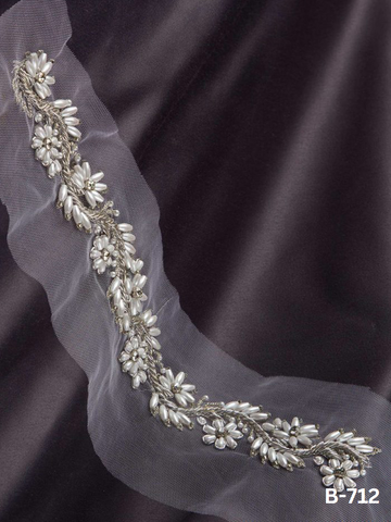 Elegant Beaded Trim with Sequins in Modern Floral Design