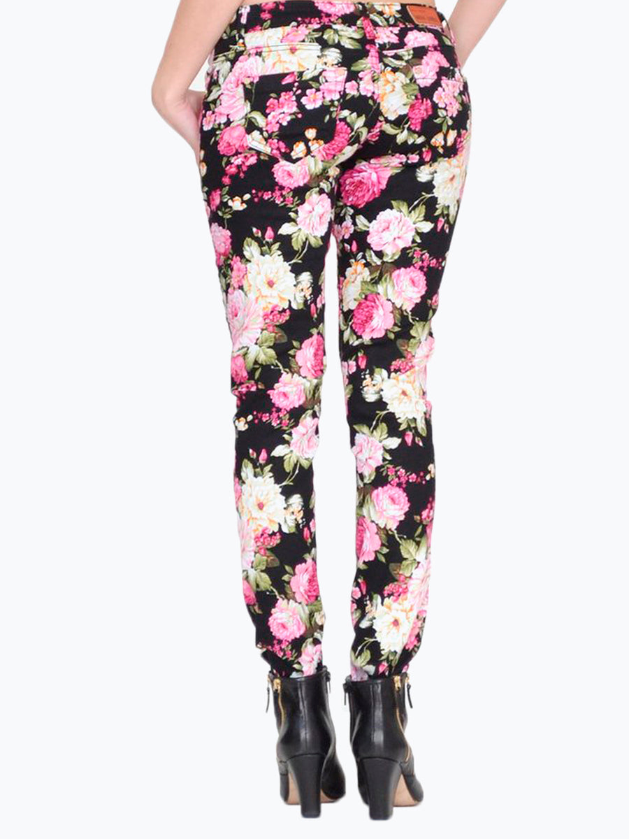 Garden of Style: Fashionable Floral Printed Pants